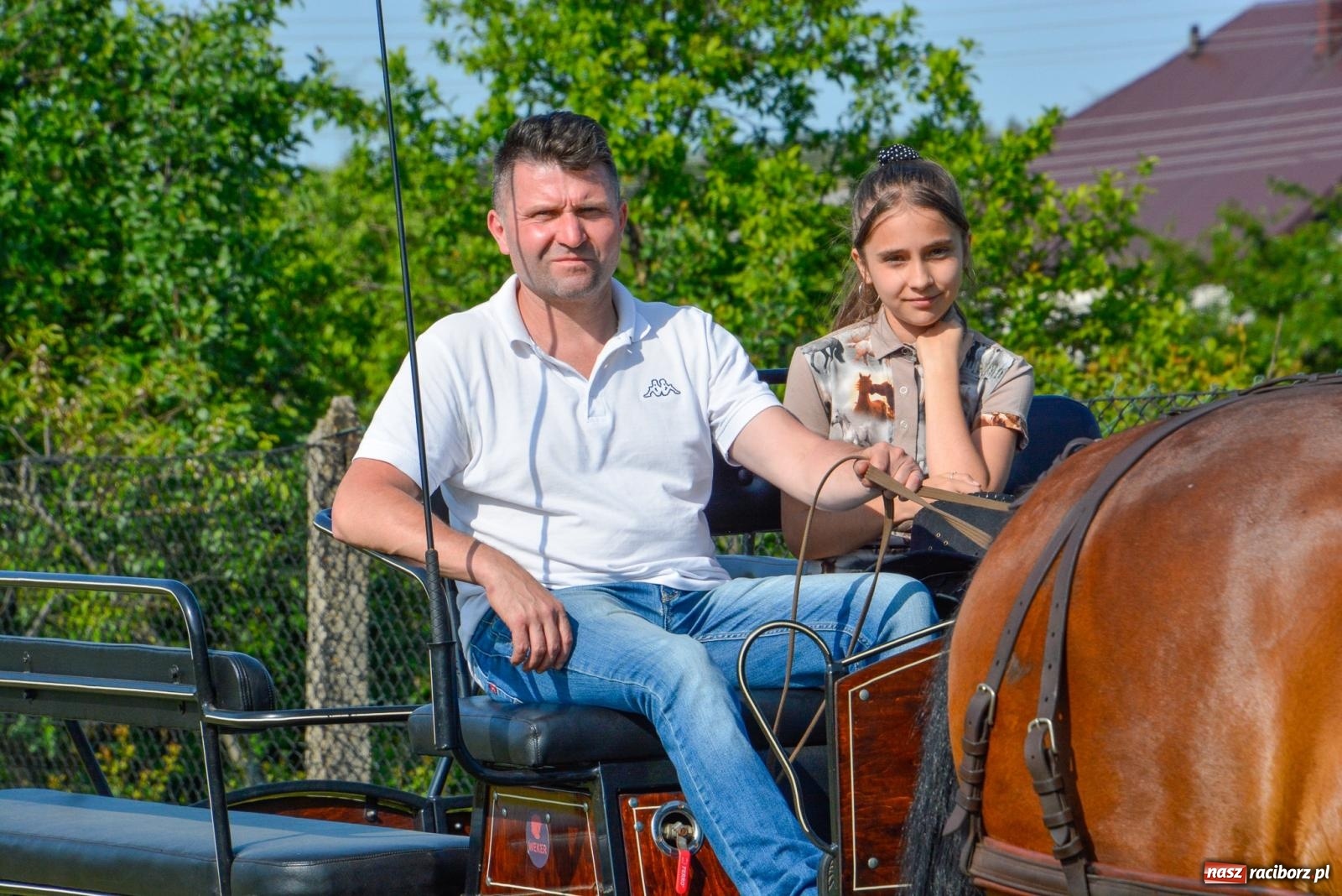 Zdjęcie w galerii na portalu naszraciborz.pl: Przez pola bryczką i wierzchem. Procesja na św. Urbana w Kobyli [FOTO i WIDEO] wiadomości z regionu