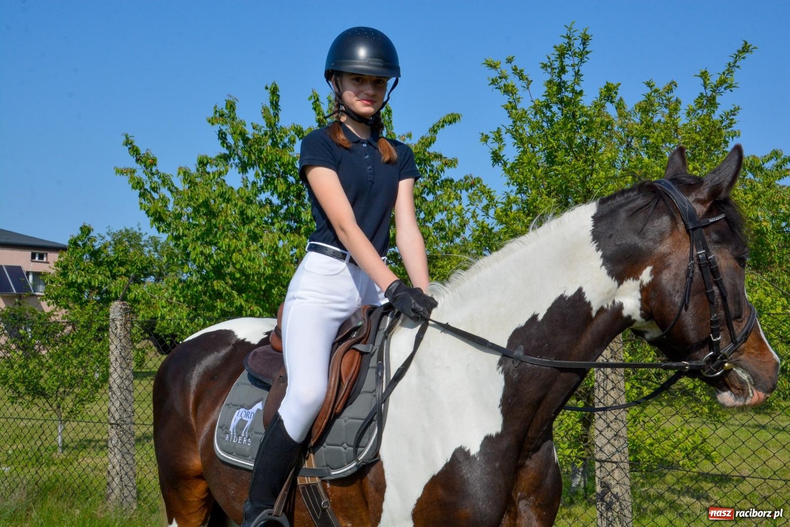 Zdjęcie w galerii na portalu naszraciborz.pl: Przez pola bryczką i wierzchem. Procesja na św. Urbana w Kobyli [FOTO i WIDEO] wiadomości z regionu