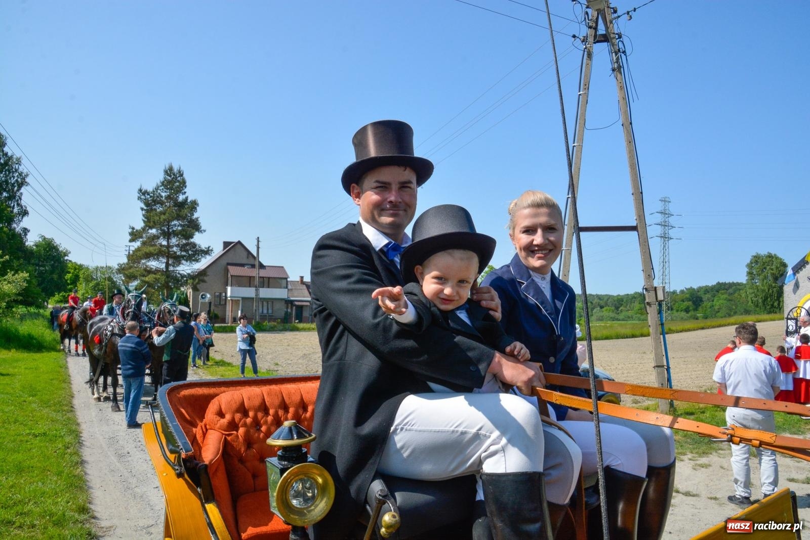 Zdjęcie w galerii na portalu naszraciborz.pl: Brzeska procesja w intencji rolników i ogrodników [FOTO i WIDEO] wiadomości z regionu