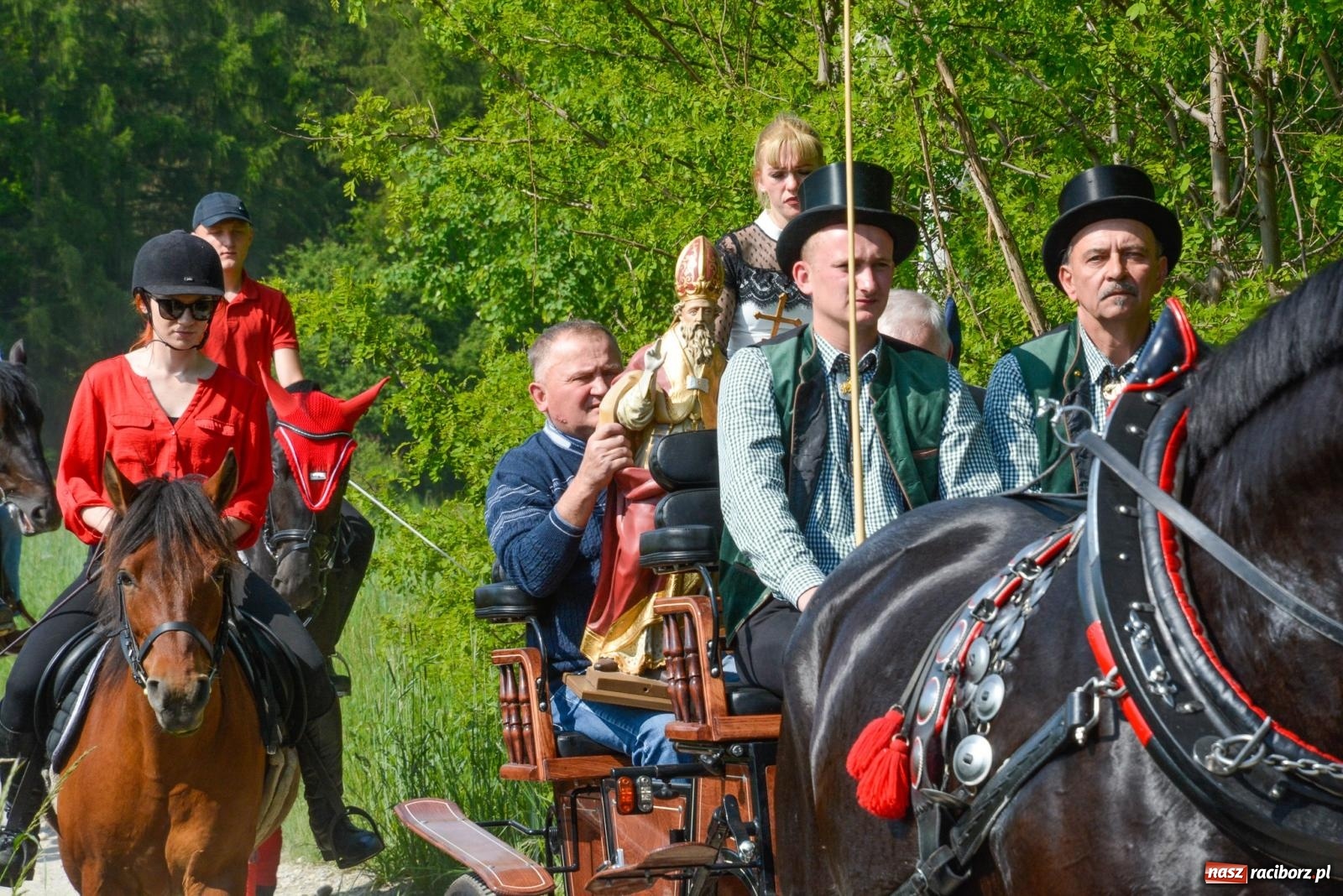 Zdjęcie w galerii na portalu naszraciborz.pl: Brzeska procesja w intencji rolników i ogrodników [FOTO i WIDEO] wiadomości z regionu