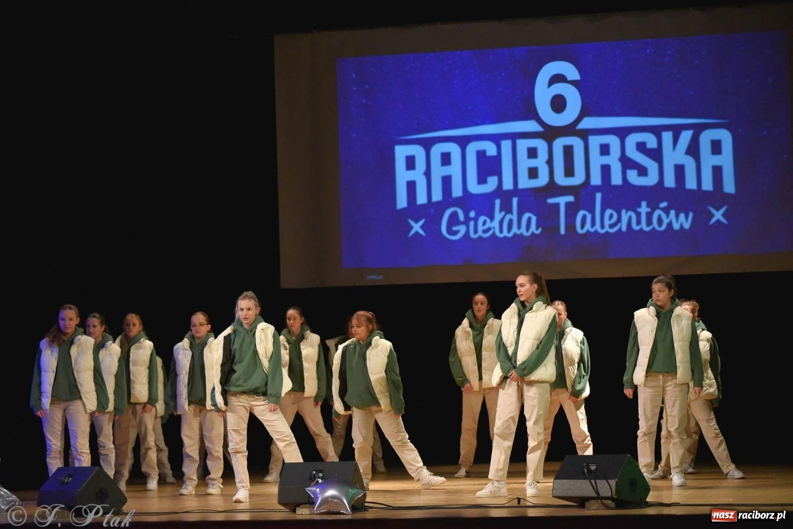 Zdjęcie w galerii na portalu naszraciborz.pl: Finał Raciborskiej Giełdy Talentów [FOTO i WIDEO] wiadomości z regionu