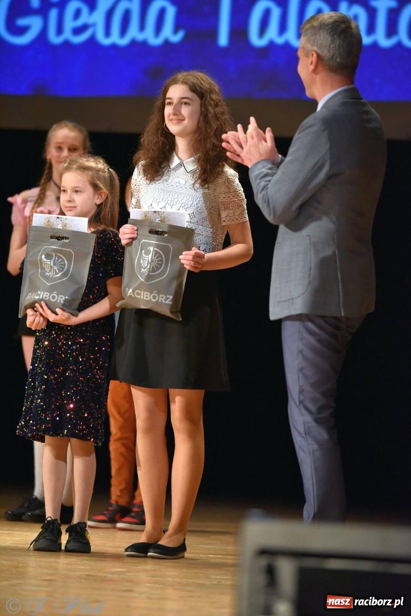 Zdjęcie w galerii na portalu naszraciborz.pl: Finał Raciborskiej Giełdy Talentów [FOTO i WIDEO] wiadomości z regionu