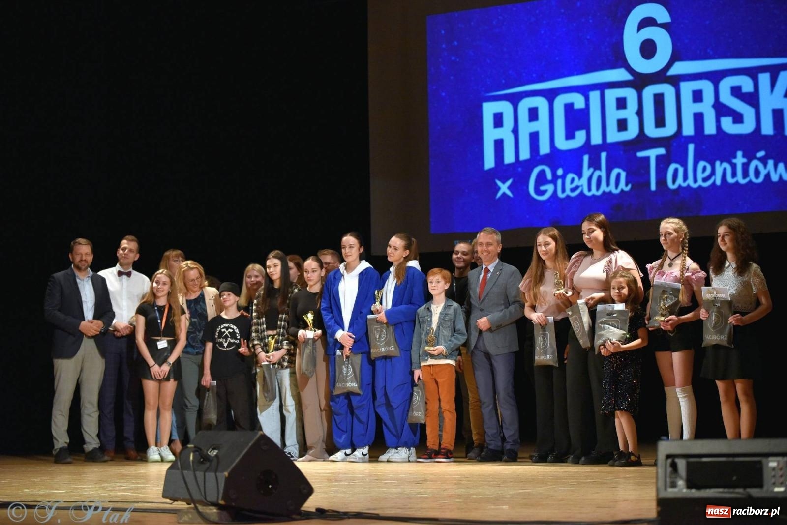 Zdjęcie w galerii na portalu naszraciborz.pl: Finał Raciborskiej Giełdy Talentów [FOTO i WIDEO] wiadomości z regionu