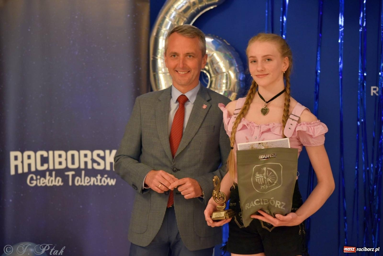 Zdjęcie w galerii na portalu naszraciborz.pl: Finał Raciborskiej Giełdy Talentów [FOTO i WIDEO] wiadomości z regionu