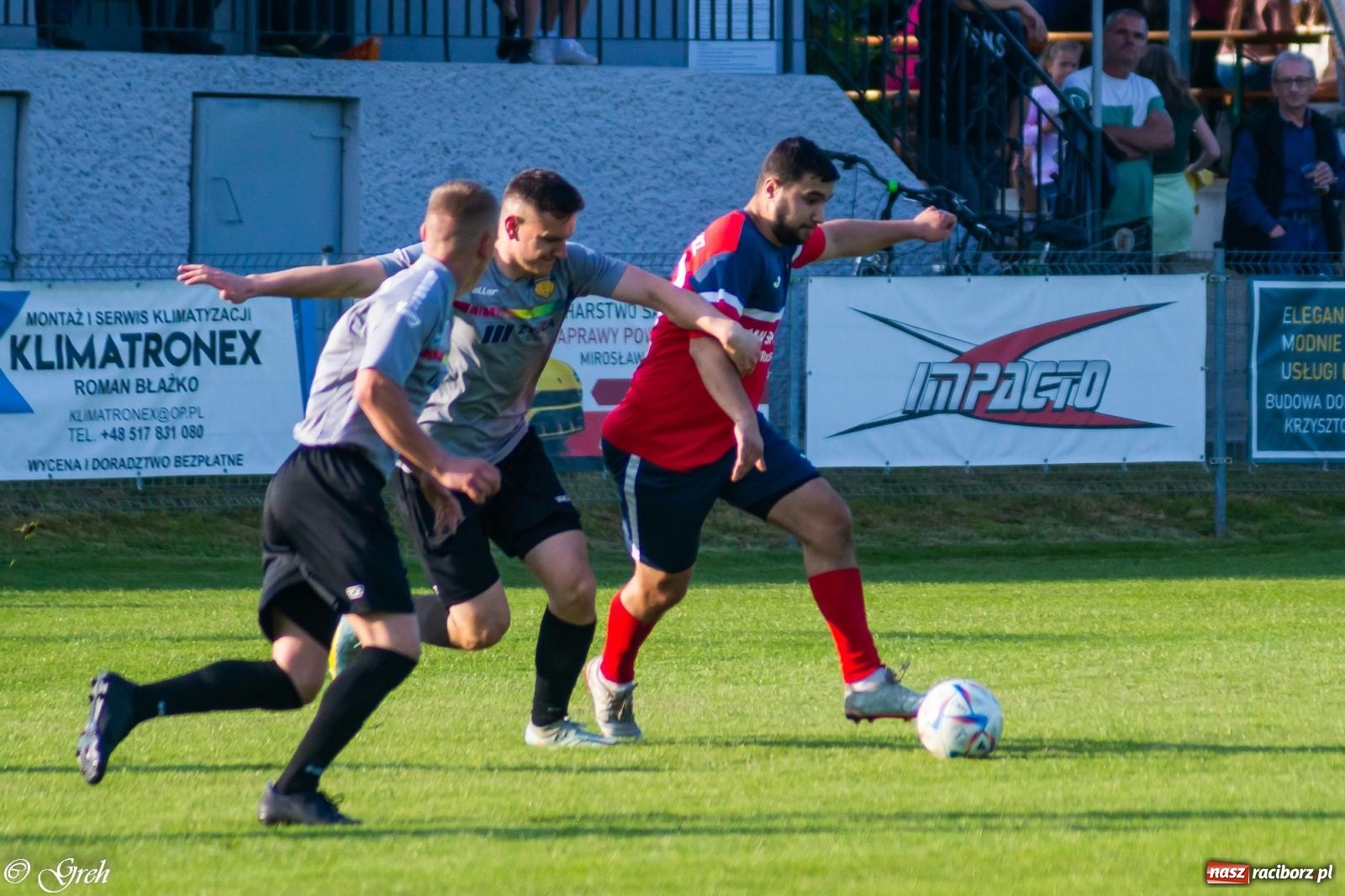 Zdjęcie w galerii na portalu naszraciborz.pl: Osiem goli w Chałupkach. Pawłów z kompletem punktów [FOTO] wiadomości z regionu