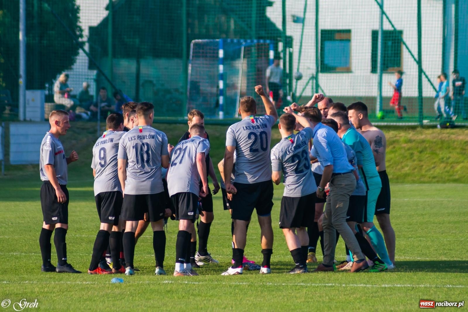 Zdjęcie w galerii na portalu naszraciborz.pl: Osiem goli w Chałupkach. Pawłów z kompletem punktów [FOTO] wiadomości z regionu