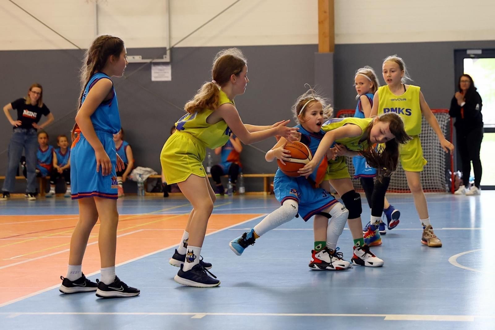 Zdjęcie w galerii na portalu naszraciborz.pl: Koszykarki MiniBasketball Racibórz trzecią siłą na Śląsku wiadomości z regionu