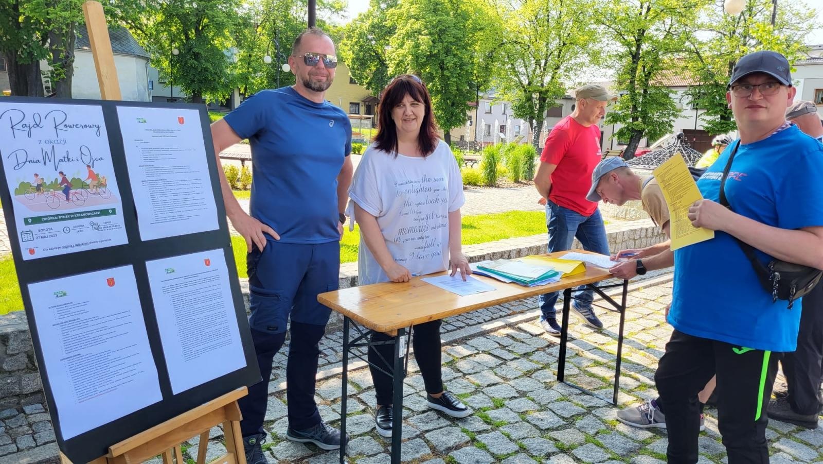 Zdjęcie w galerii na portalu naszraciborz.pl: Rower i błękit – rajd po gminie Krzanowice wiadomości z regionu