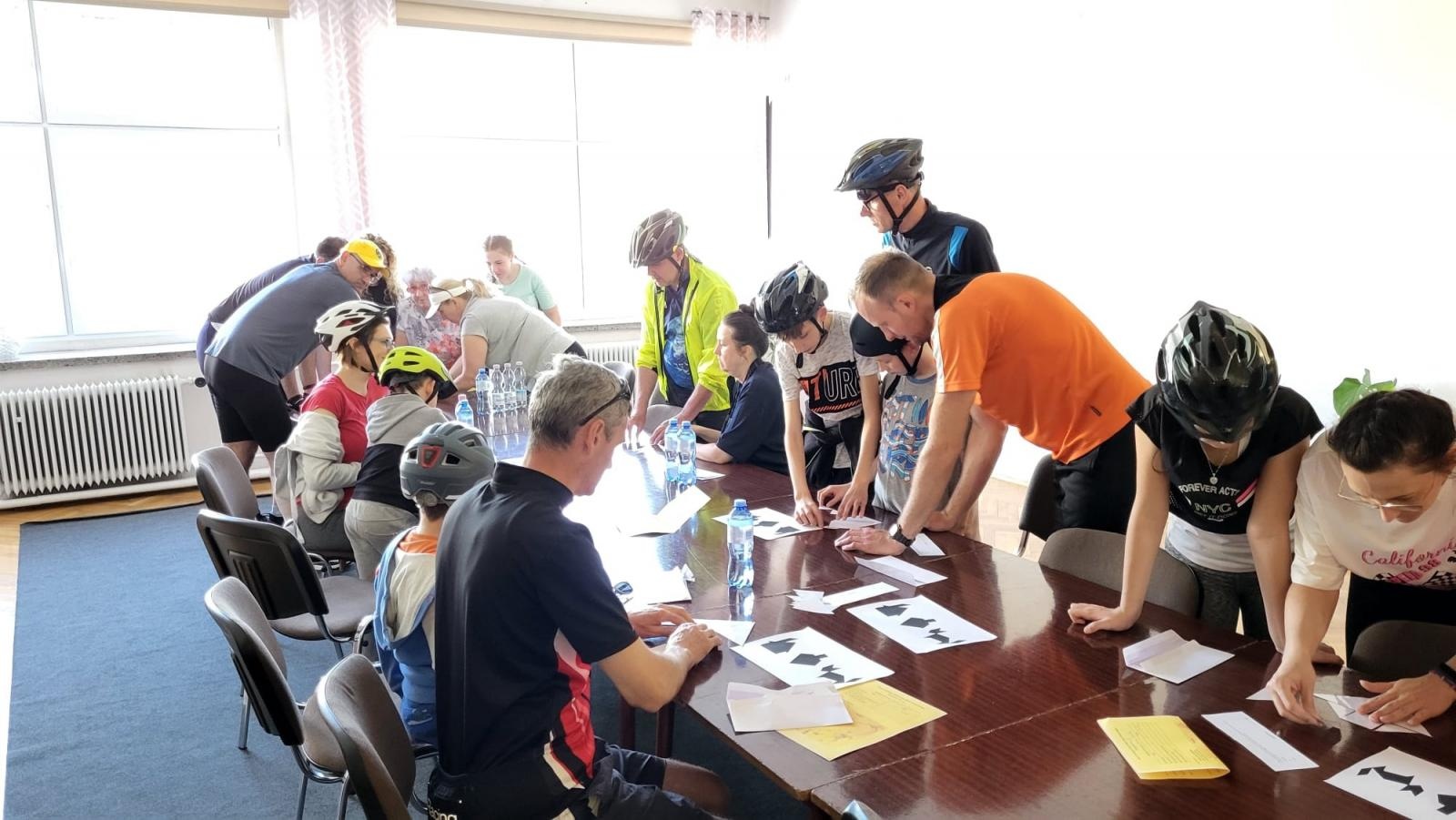 Zdjęcie w galerii na portalu naszraciborz.pl: Rower i błękit – rajd po gminie Krzanowice wiadomości z regionu