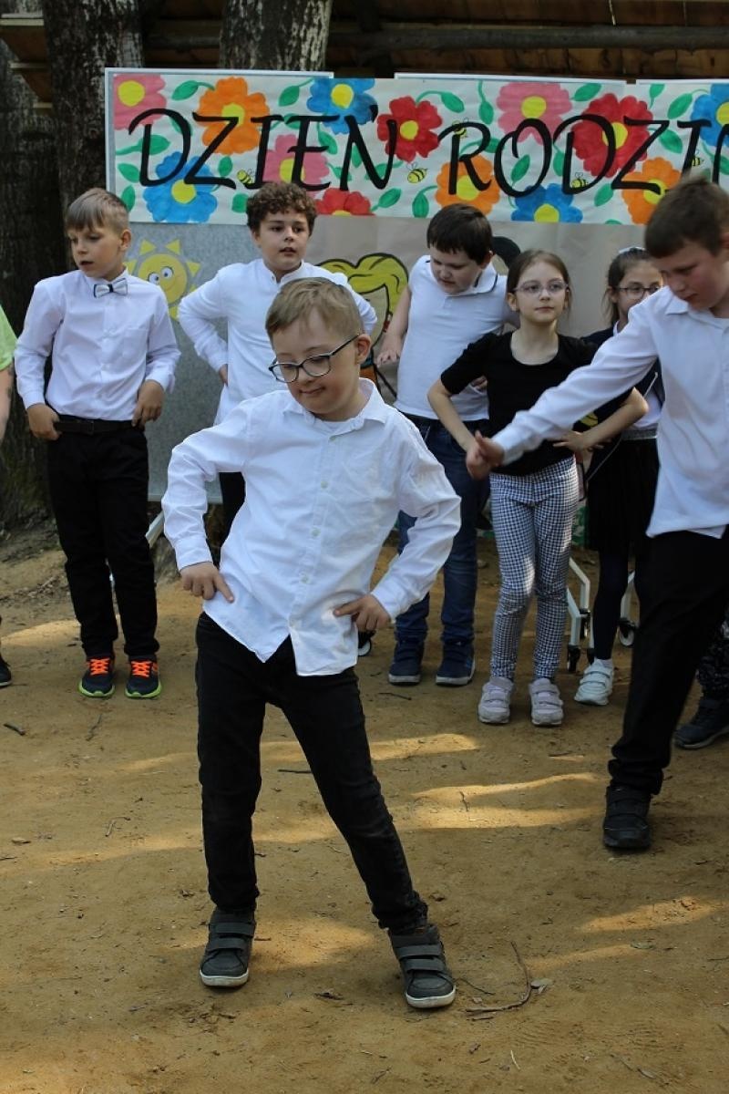 Zdjęcie w galerii na portalu naszraciborz.pl: Festyn Rodzinny z walkami wiadomości z regionu