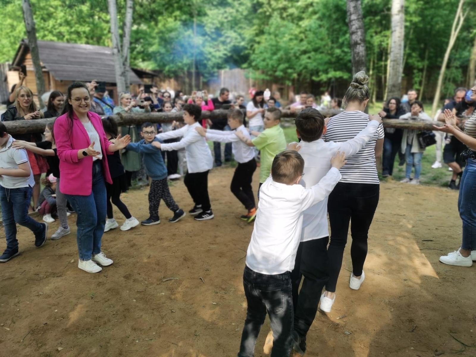 Zdjęcie w galerii na portalu naszraciborz.pl: Festyn Rodzinny z walkami wiadomości z regionu