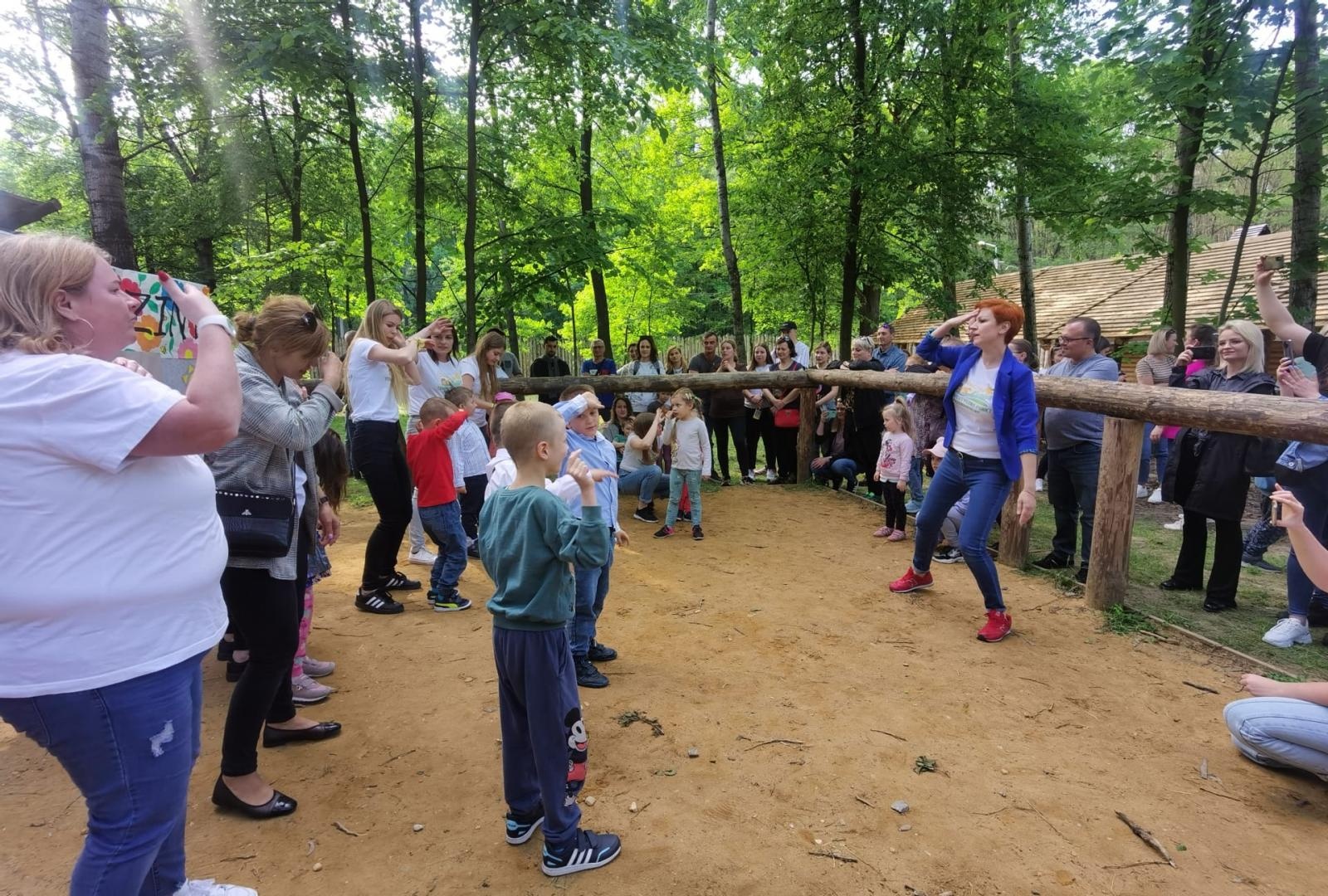 Zdjęcie w galerii na portalu naszraciborz.pl: Festyn Rodzinny z walkami wiadomości z regionu