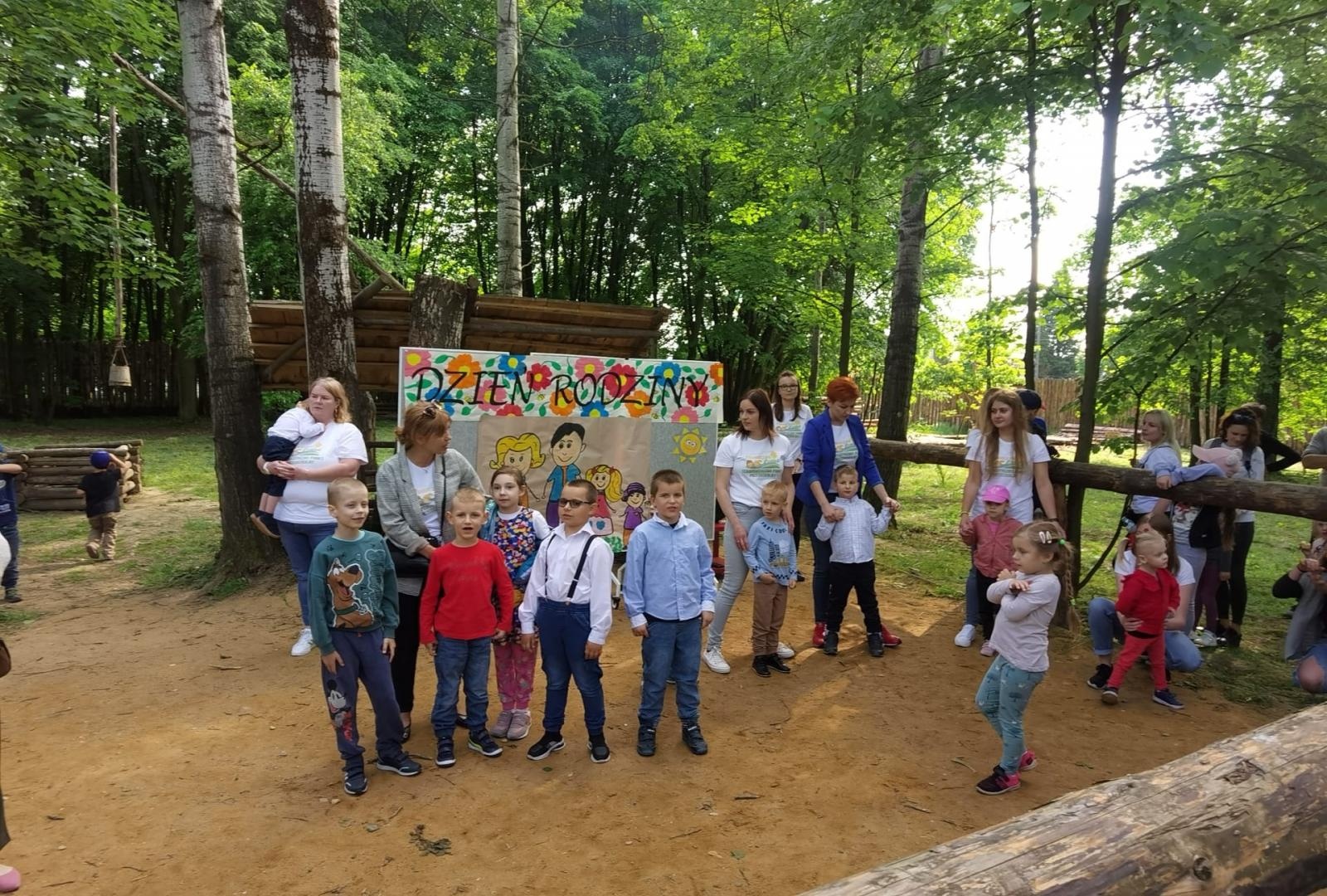 Zdjęcie w galerii na portalu naszraciborz.pl: Festyn Rodzinny z walkami wiadomości z regionu