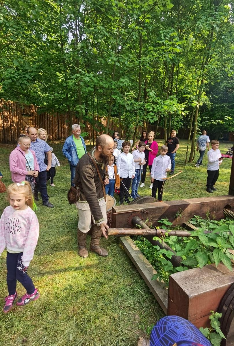 Zdjęcie w galerii na portalu naszraciborz.pl: Festyn Rodzinny z walkami wiadomości z regionu