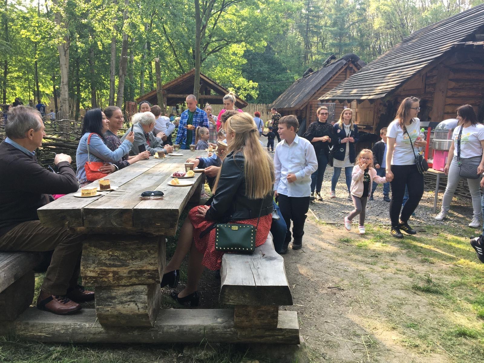 Zdjęcie w galerii na portalu naszraciborz.pl: Festyn Rodzinny z walkami wiadomości z regionu