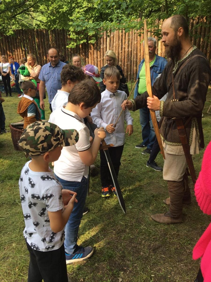 Zdjęcie w galerii na portalu naszraciborz.pl: Festyn Rodzinny z walkami wiadomości z regionu