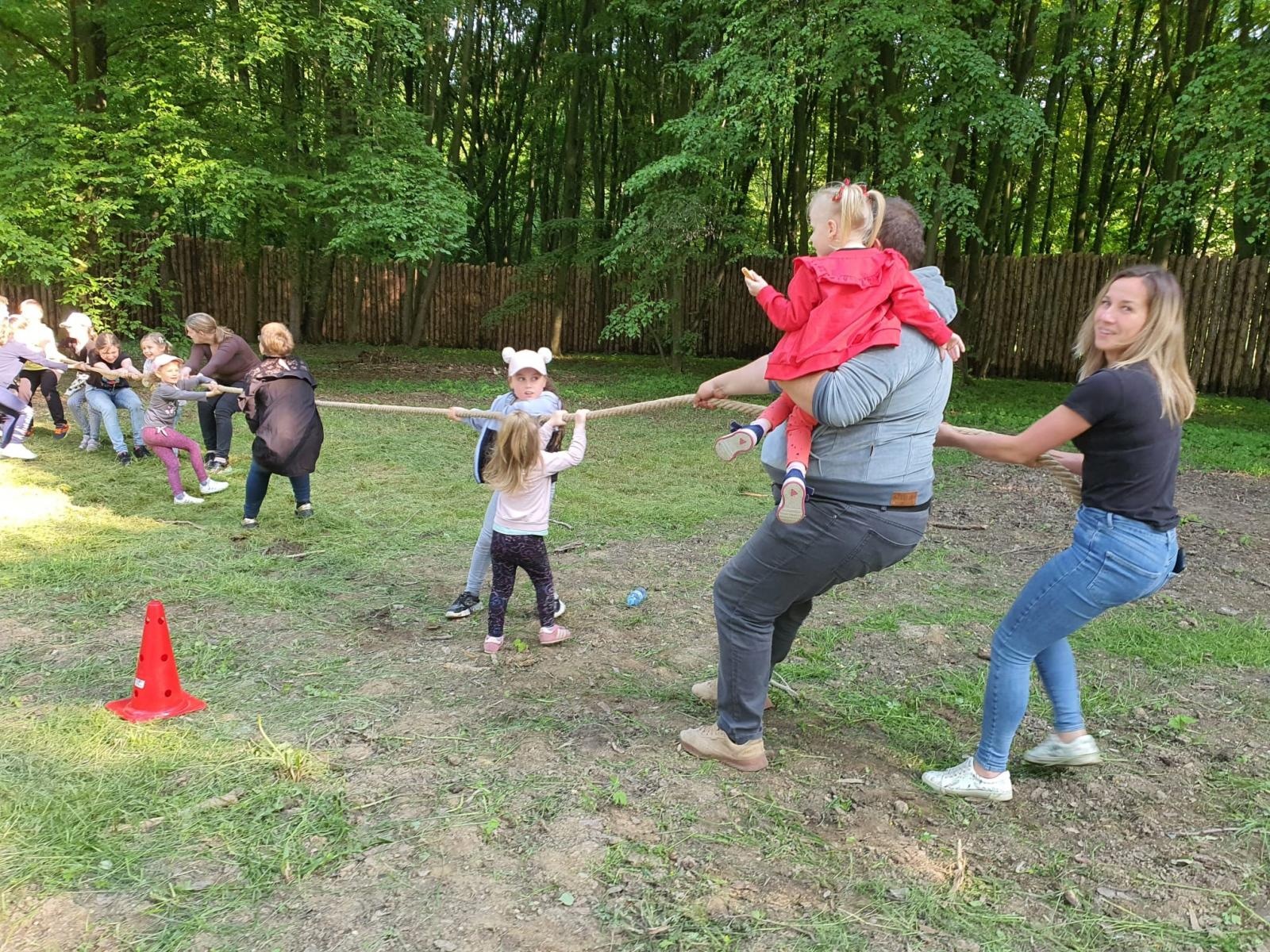 Zdjęcie w galerii na portalu naszraciborz.pl: Festyn Rodzinny z walkami wiadomości z regionu
