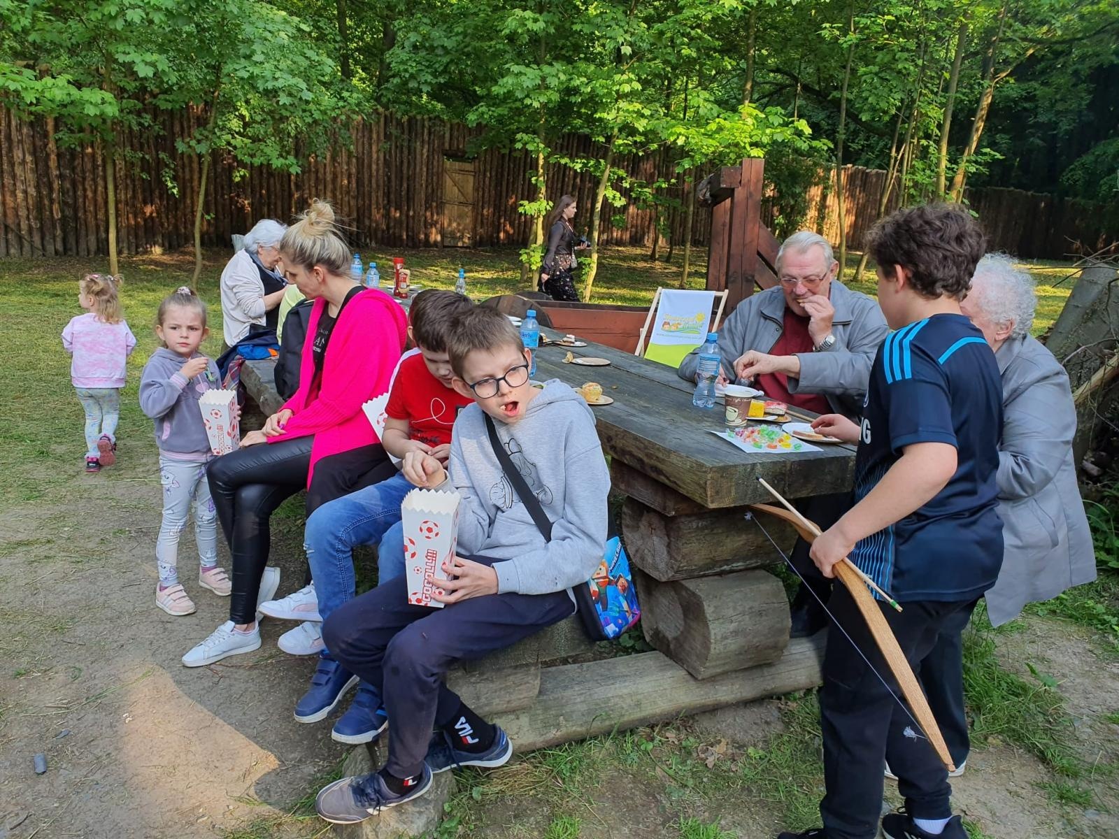 Zdjęcie w galerii na portalu naszraciborz.pl: Festyn Rodzinny z walkami wiadomości z regionu