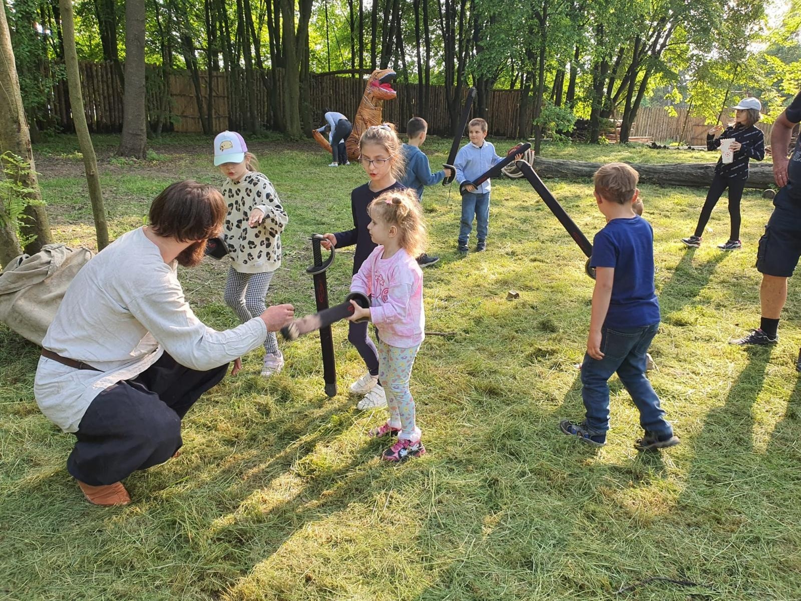 Zdjęcie w galerii na portalu naszraciborz.pl: Festyn Rodzinny z walkami wiadomości z regionu