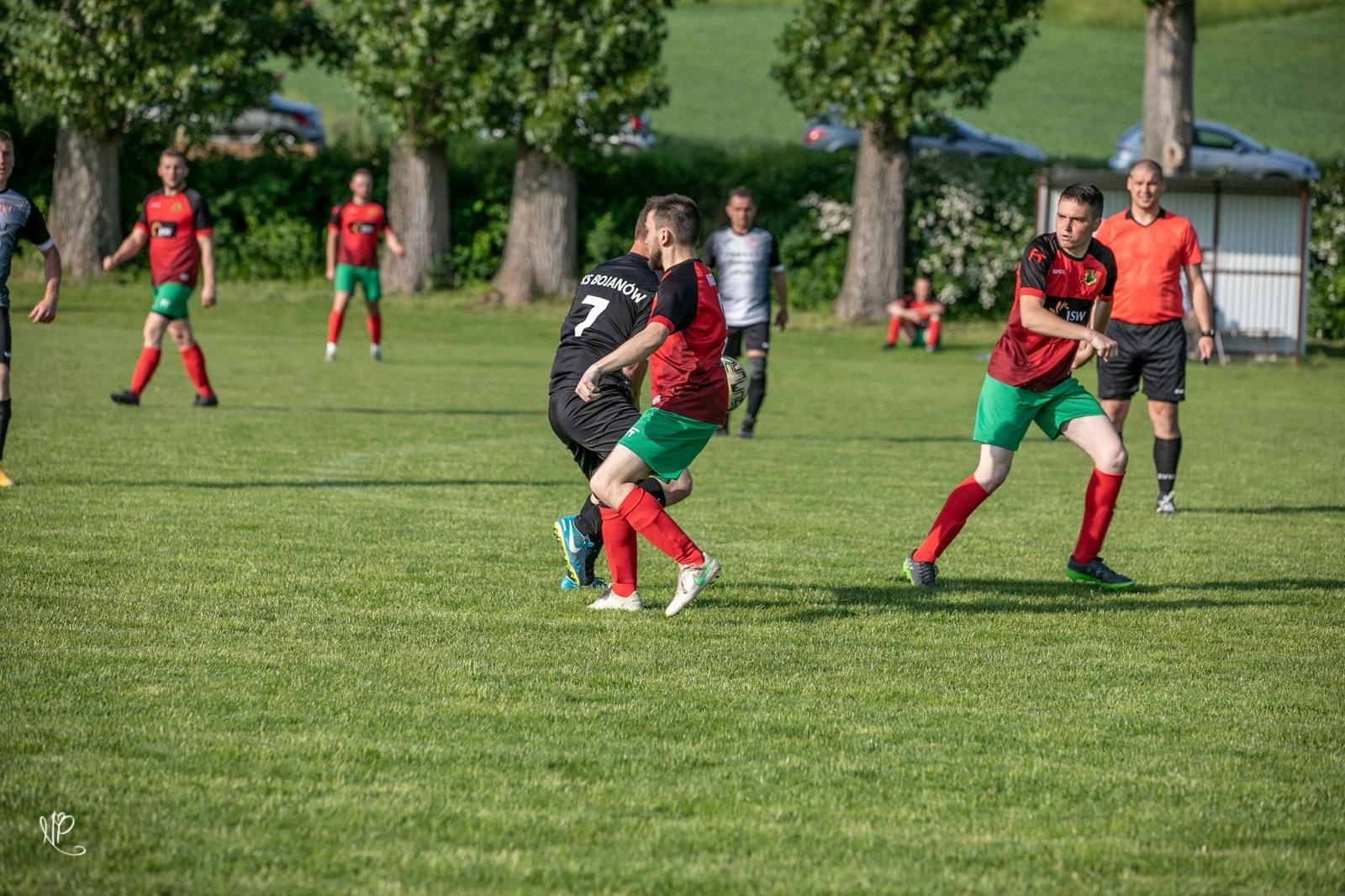 Zdjęcie w galerii na portalu naszraciborz.pl: Bojanów uległ Naprzodowi z Zawady wiadomości z regionu
