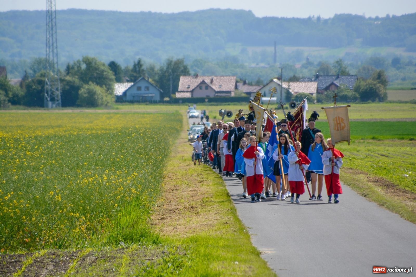 Zdjęcie w galerii na portalu naszraciborz.pl: Polsko-czeskie pielgrzymowanie na tworkowski Urbanek [FOTO i WIDEO] wiadomości z regionu