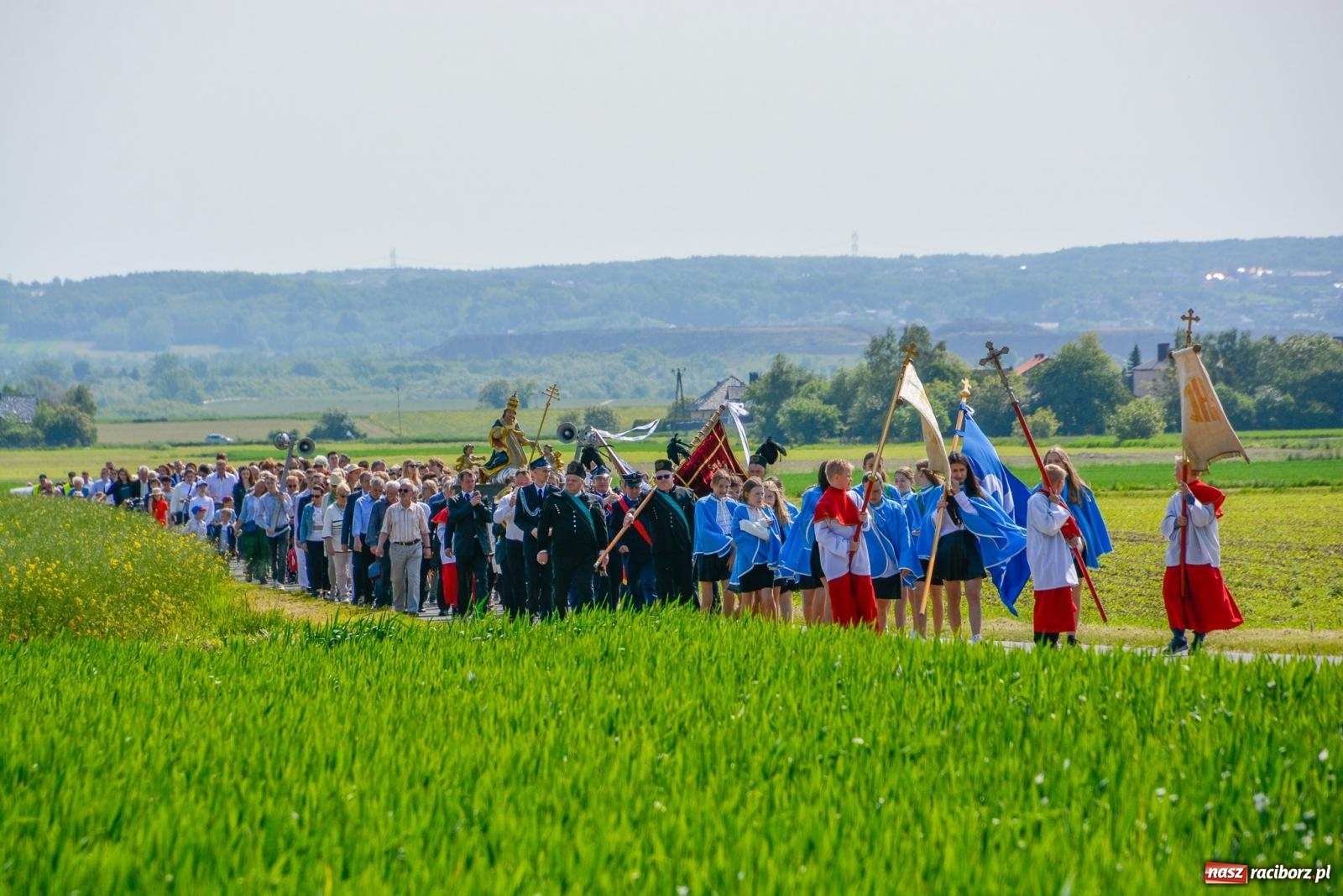 Zdjęcie w galerii na portalu naszraciborz.pl: Polsko-czeskie pielgrzymowanie na tworkowski Urbanek [FOTO i WIDEO] wiadomości z regionu