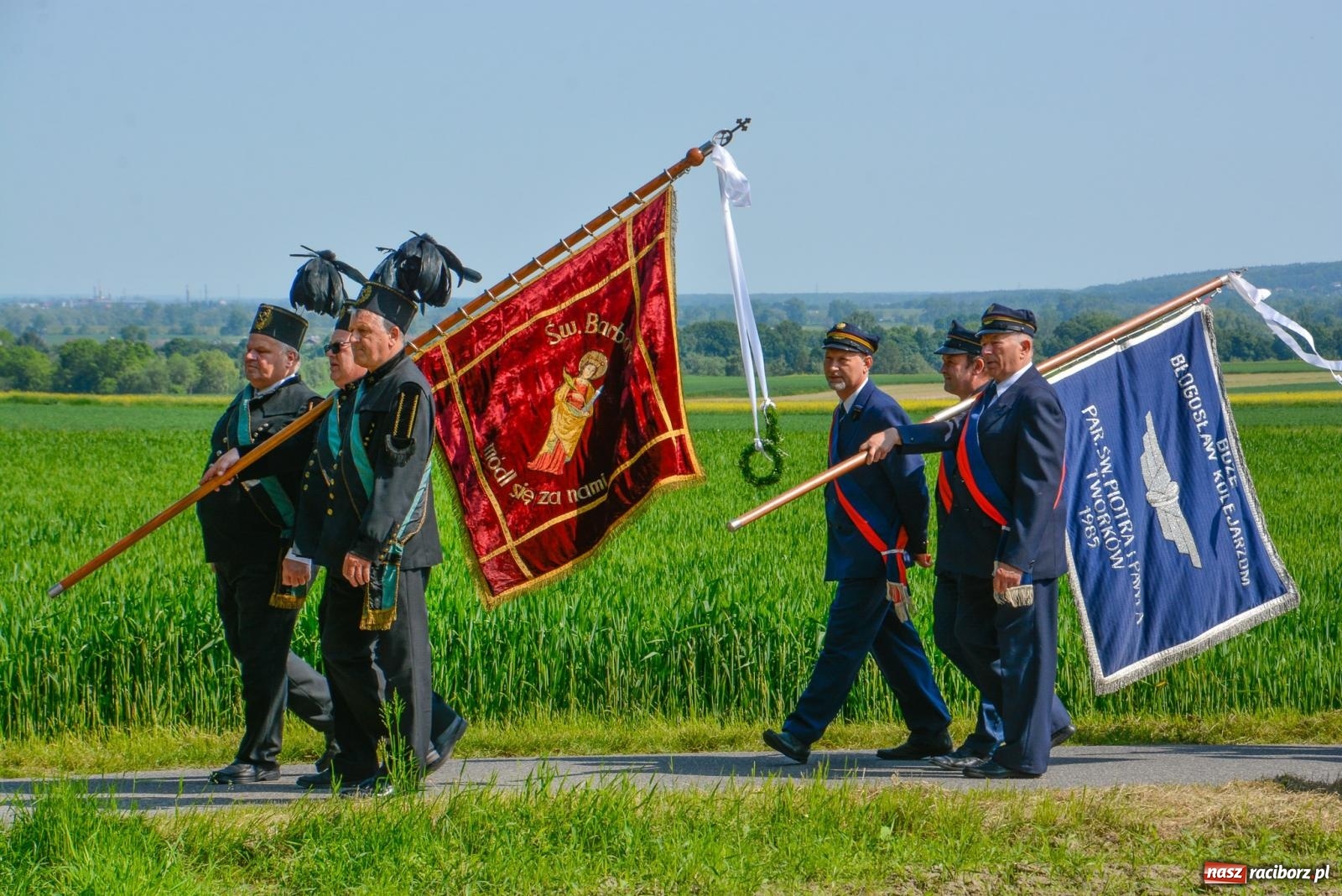 Zdjęcie w galerii na portalu naszraciborz.pl: Polsko-czeskie pielgrzymowanie na tworkowski Urbanek [FOTO i WIDEO] wiadomości z regionu