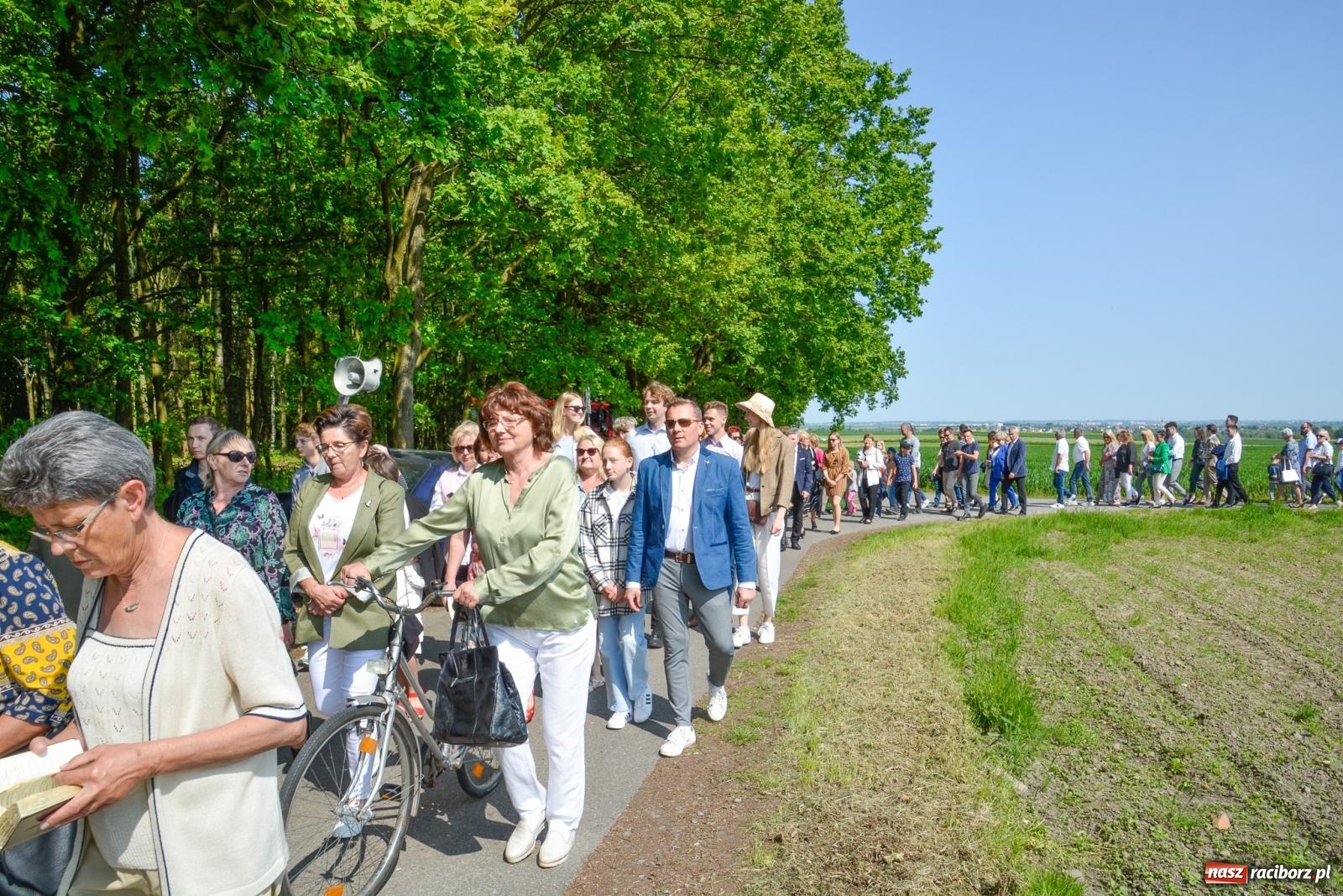 Zdjęcie w galerii na portalu naszraciborz.pl: Polsko-czeskie pielgrzymowanie na tworkowski Urbanek [FOTO i WIDEO] wiadomości z regionu