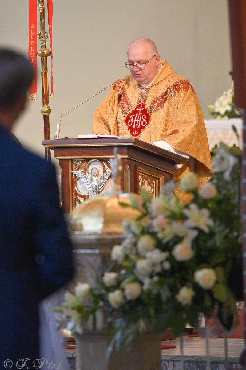 Zdjęcie w galerii na portalu naszraciborz.pl: I Komunia Święta w parafii starowiejskiej wiadomości z regionu