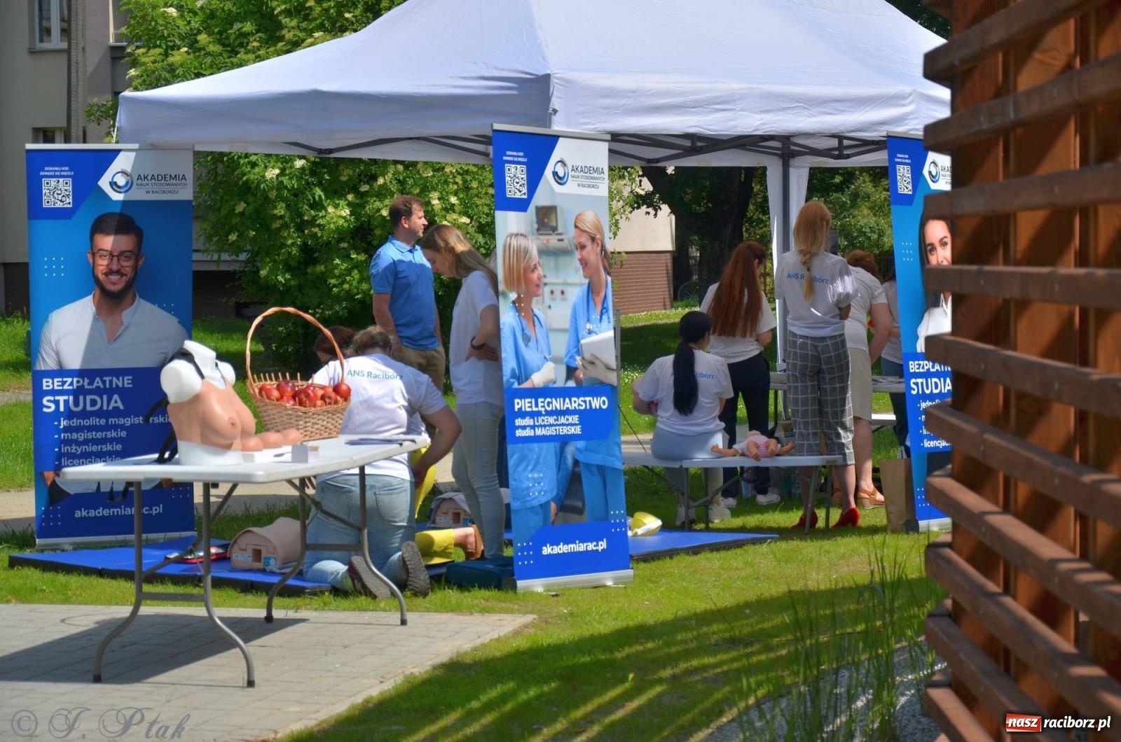 Zdjęcie w galerii na portalu naszraciborz.pl: Dziś otwarto raciborską tężnię. Kosztowała prawie 2 mln zł [FOTO i WIDEO] wiadomości z regionu