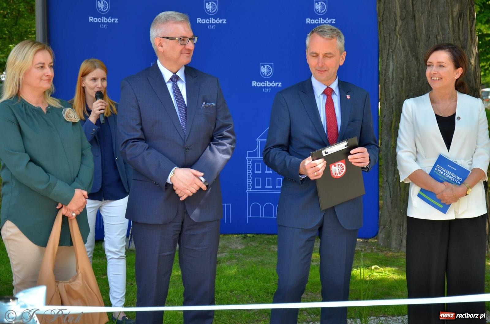Zdjęcie w galerii na portalu naszraciborz.pl: Dziś otwarto raciborską tężnię. Kosztowała prawie 2 mln zł [FOTO i WIDEO] wiadomości z regionu