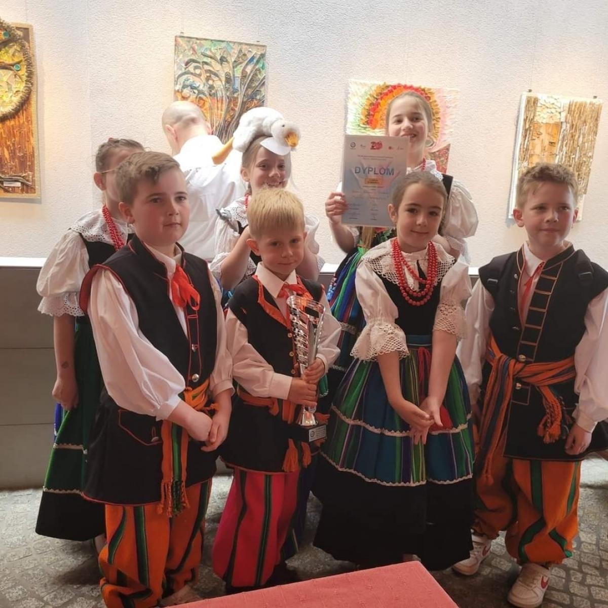 Zdjęcie w galerii na portalu naszraciborz.pl: Sukces Małej Strzechy na festiwalu w Żorach wiadomości z regionu