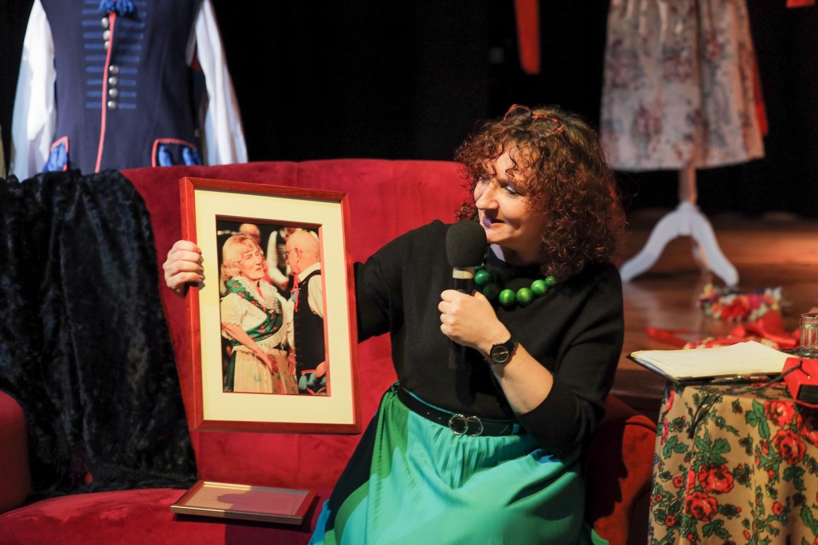 Zdjęcie w galerii na portalu naszraciborz.pl: Z ziemi lwowskiej do śląskiej – relacja ze spotkania z Aleksandrą Orłowską wiadomości z regionu