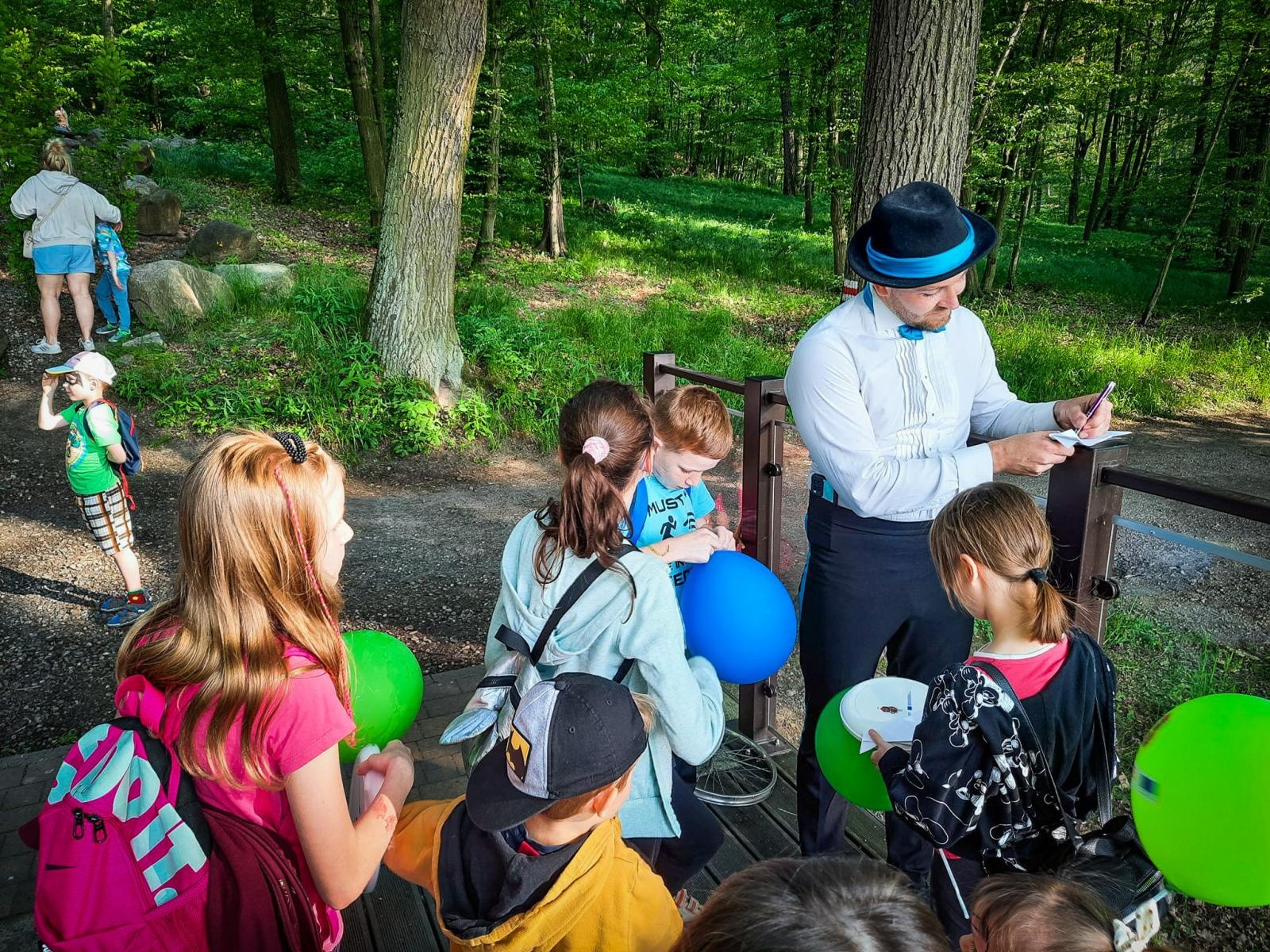 Zdjęcie w galerii na portalu naszraciborz.pl: Rodzinne popołudnie wśród zieleni - relacja wideo z Arboretum wiadomości z regionu