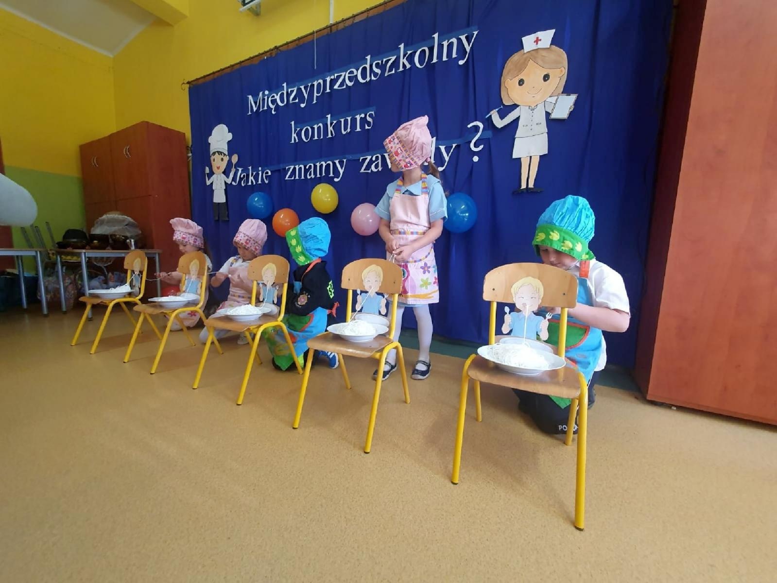 Zdjęcie w galerii na portalu naszraciborz.pl: Jakie znamy zawody? Konkurs w szonowickim przedszkolu wiadomości z regionu