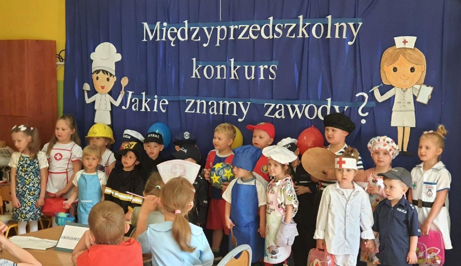 Zdjęcie w galerii na portalu naszraciborz.pl: Jakie znamy zawody? Konkurs w szonowickim przedszkolu wiadomości z regionu