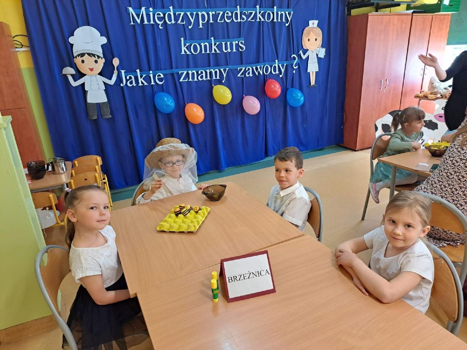 Zdjęcie w galerii na portalu naszraciborz.pl: Jakie znamy zawody? Konkurs w szonowickim przedszkolu wiadomości z regionu