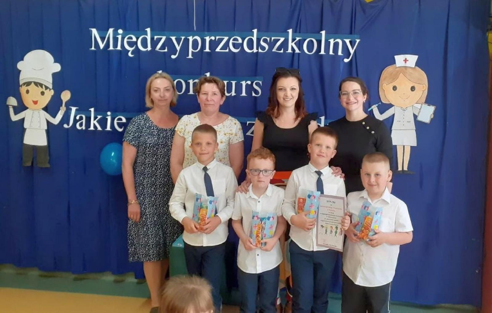 Zdjęcie w galerii na portalu naszraciborz.pl: Jakie znamy zawody? Konkurs w szonowickim przedszkolu wiadomości z regionu