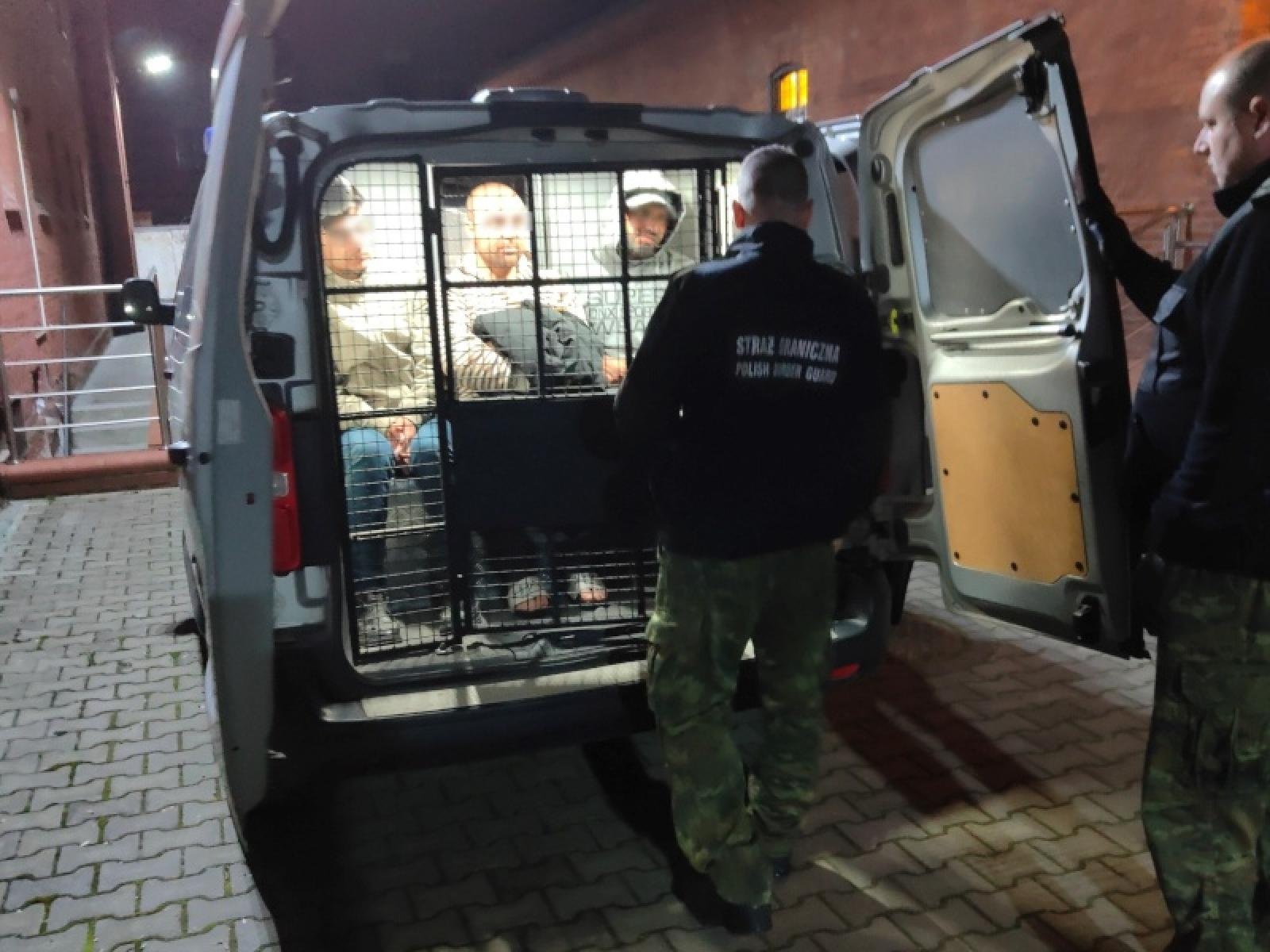 Zdjęcie w galerii na portalu naszraciborz.pl: Pieniądze ważniejsze niż zdrowie i bezpieczeństwo pasażerów wiadomości z regionu