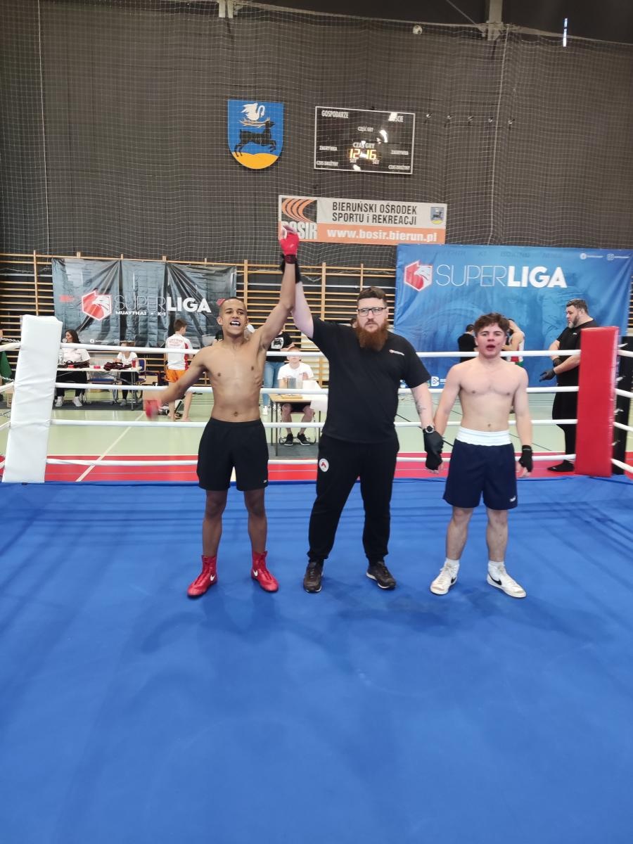 Zdjęcie w galerii na portalu naszraciborz.pl: Kolejny sukces raciborzanina w boksie wiadomości z regionu