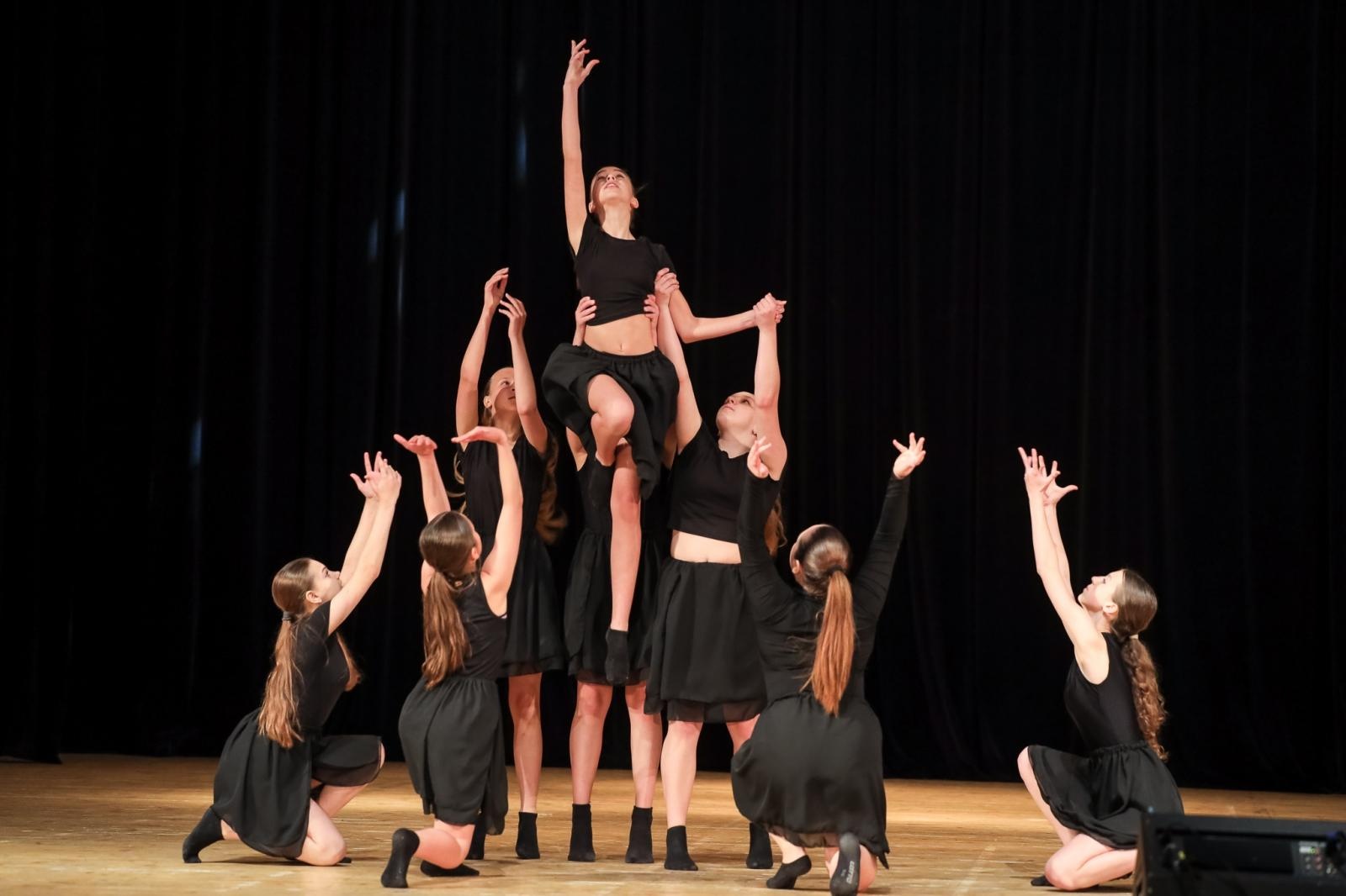 Zdjęcie w galerii na portalu naszraciborz.pl: Laureaci Konkursu Tańca w ramach XIII PFTA [FOTO] wiadomości z regionu