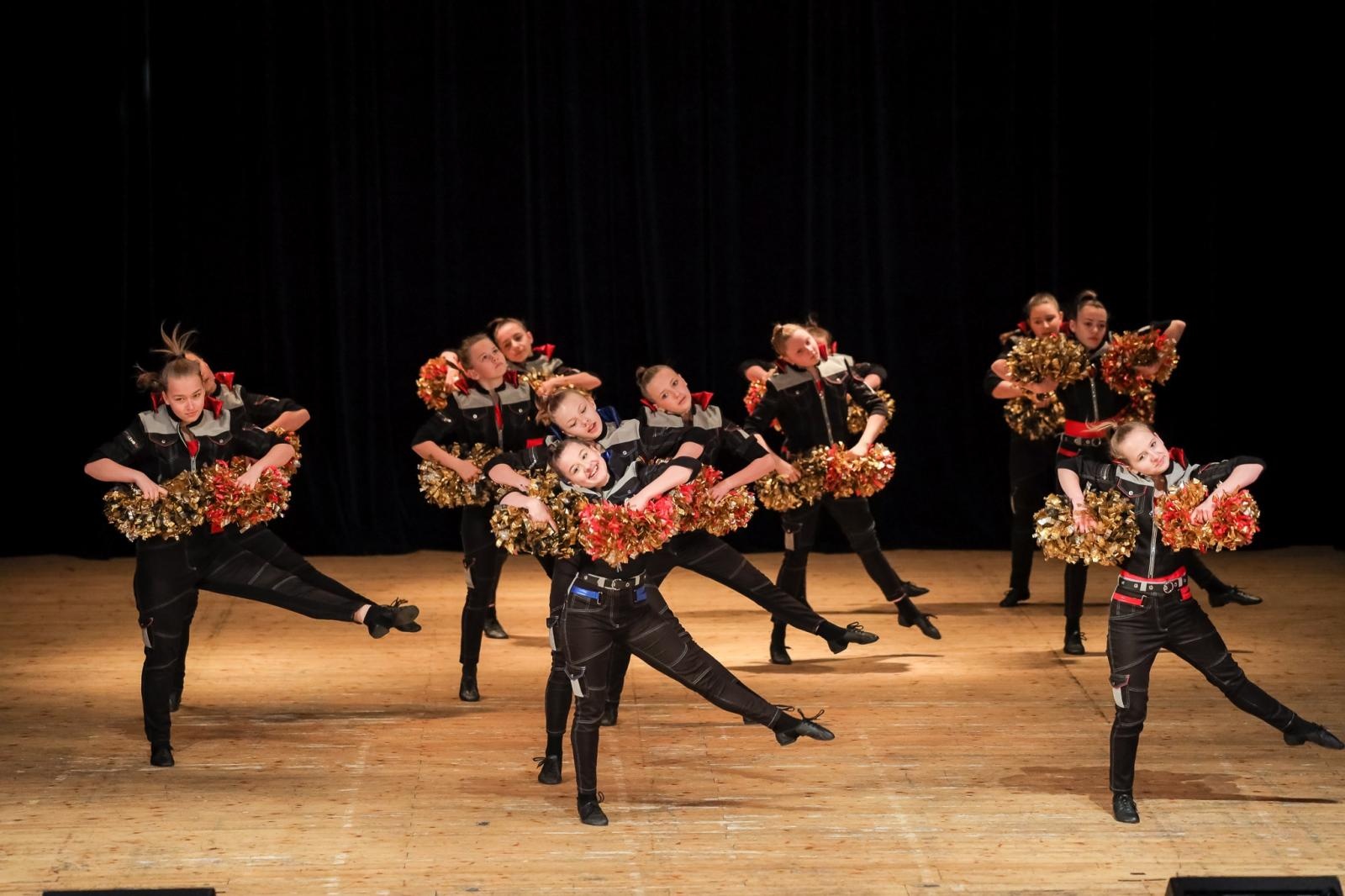 Zdjęcie w galerii na portalu naszraciborz.pl: Laureaci Konkursu Tańca w ramach XIII PFTA [FOTO] wiadomości z regionu