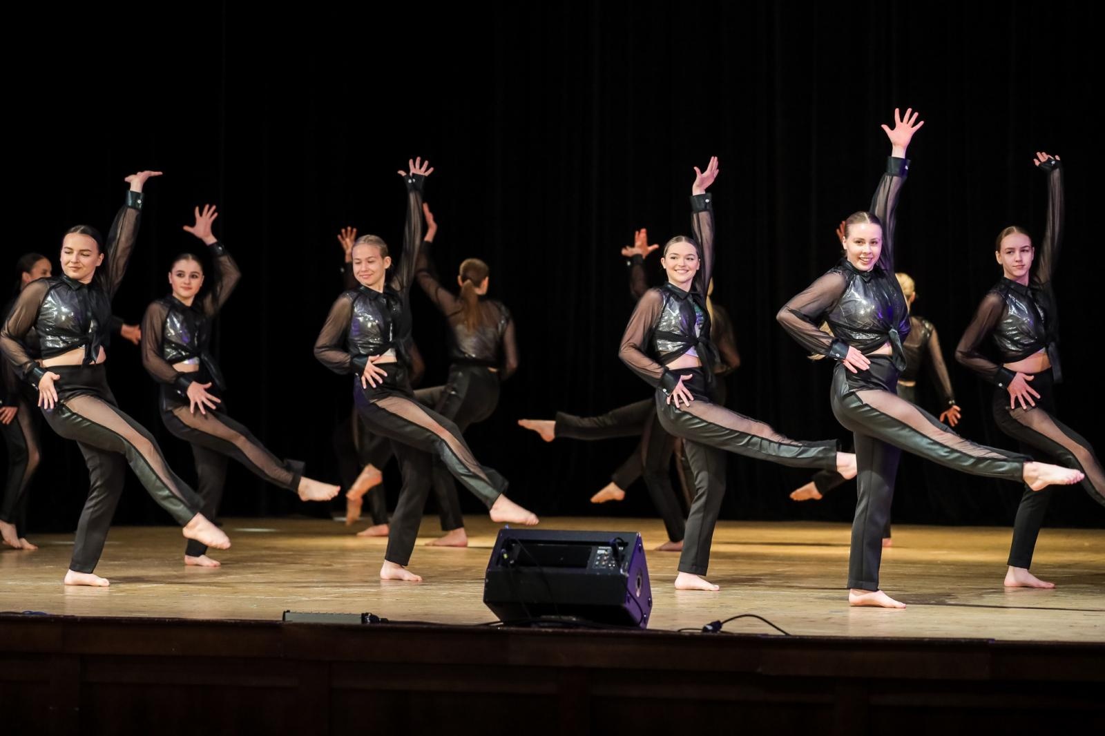 Zdjęcie w galerii na portalu naszraciborz.pl: Laureaci Konkursu Tańca w ramach XIII PFTA [FOTO] wiadomości z regionu