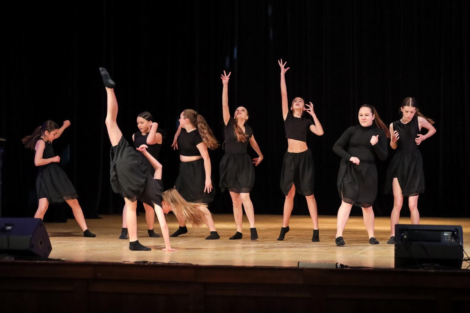 Zdjęcie w galerii na portalu naszraciborz.pl: Laureaci Konkursu Tańca w ramach XIII PFTA [FOTO] wiadomości z regionu