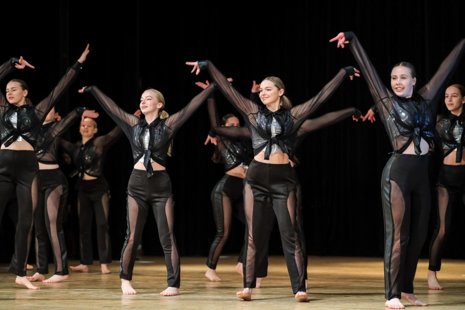Zdjęcie w galerii na portalu naszraciborz.pl: Laureaci Konkursu Tańca w ramach XIII PFTA [FOTO] wiadomości z regionu