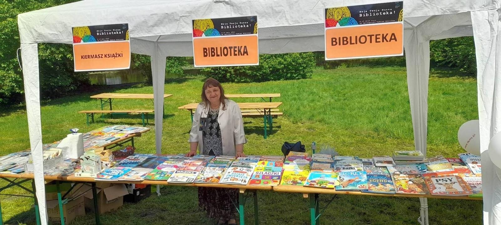 Zdjęcie w galerii na portalu naszraciborz.pl: Amnestia i rękodzieło - Tydzień Bibliotek w Rudach wiadomości z regionu