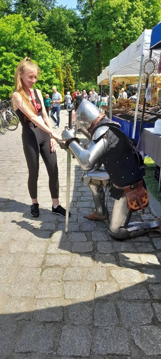 Zdjęcie w galerii na portalu naszraciborz.pl: Amnestia i rękodzieło - Tydzień Bibliotek w Rudach wiadomości z regionu