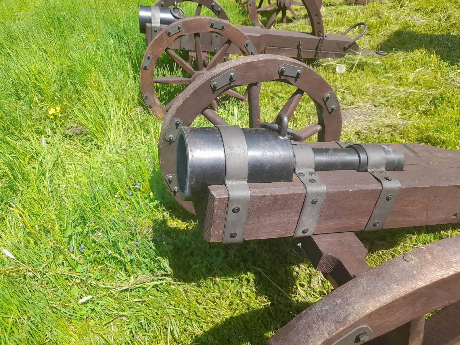 Zdjęcie w galerii na portalu naszraciborz.pl: Amnestia i rękodzieło - Tydzień Bibliotek w Rudach wiadomości z regionu