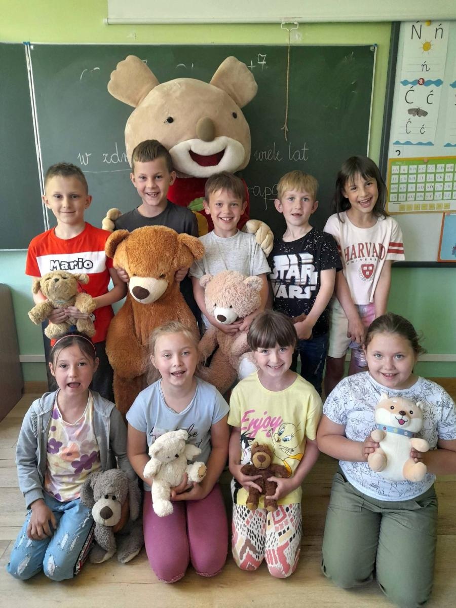 Zdjęcie w galerii na portalu naszraciborz.pl: Amnestia i rękodzieło - Tydzień Bibliotek w Rudach wiadomości z regionu