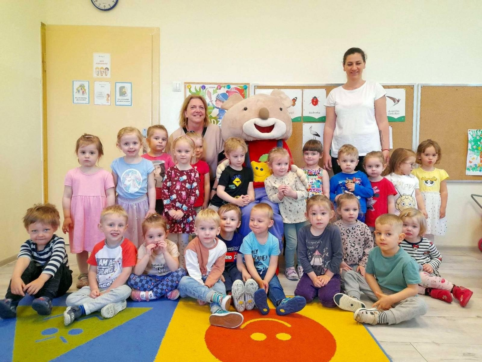 Zdjęcie w galerii na portalu naszraciborz.pl: Amnestia i rękodzieło - Tydzień Bibliotek w Rudach wiadomości z regionu